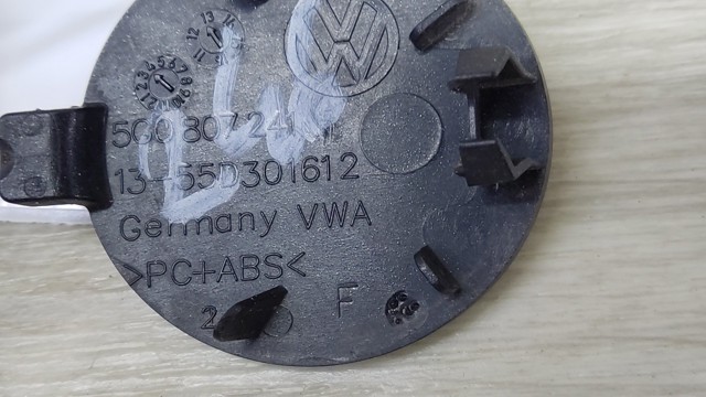 Заглушка бампера буксировочного крюка 5G0807241 VAG