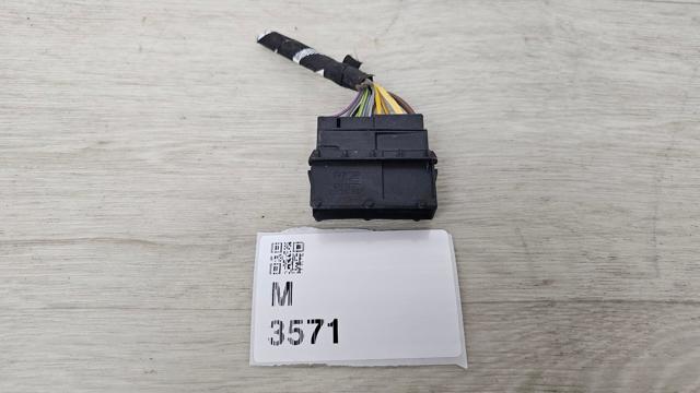 5G0937722 Разъем (фишка) генератора купить Чернигов
