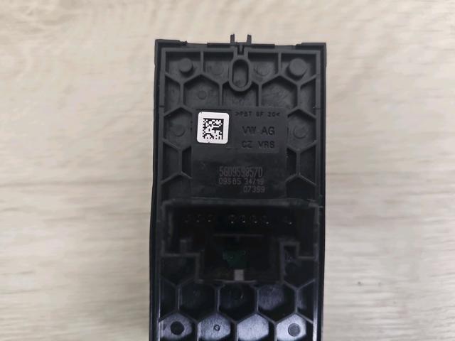 Кнопки переднего левого стеклоподъёмника 5G0959857DWHS VAG