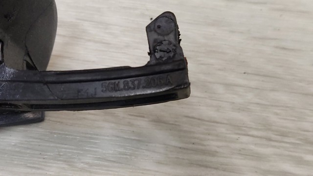 5GM837206AGRU VAG Ручка двери правой наружная передняя/задняя купить в Днепр