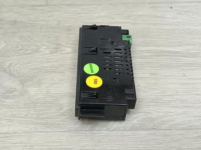 VAG 5NA035736 USB-разветвитель в наличии Ровно