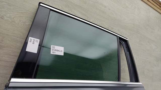 5NA845025A VAG Стекло двери задней левой купить в Чернигов
