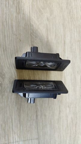 VAG 5NA943021 Фонарь подсветки заднего номерного знака в наличии Львов