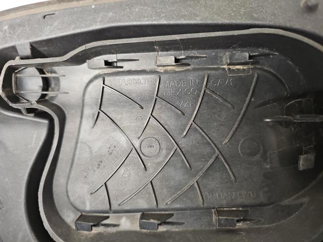 VAG 5NN809857B Корпус заливной горловины топливного бака в наличии Черновцы