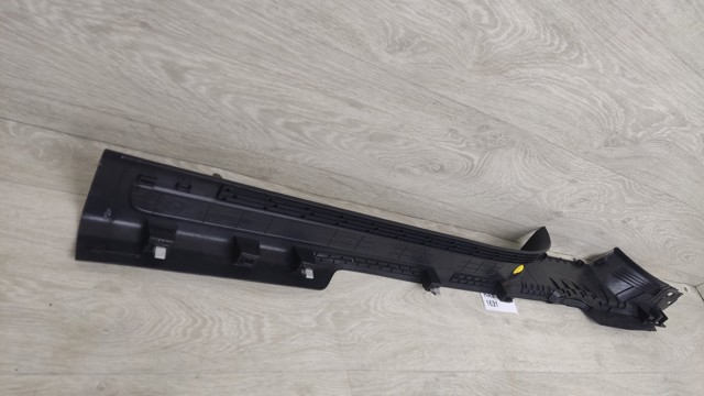 VAG 5NN853371A82V Накладка дверного порога внутренняя левая в наличии Николаев