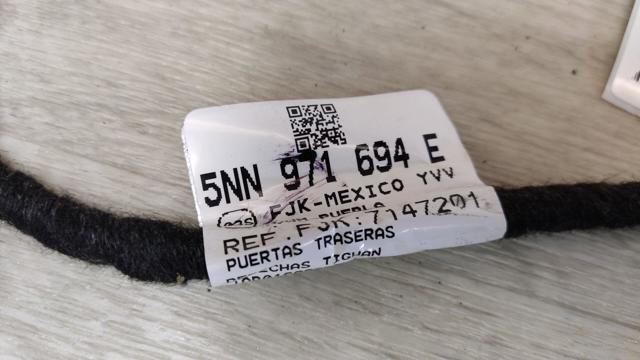 Жгут проводов задней двери 5NN971694E VAG