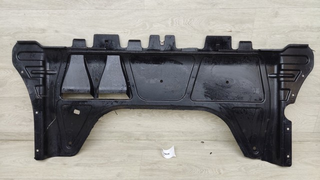 VAG 5Q0825235C Защита двигателя передняя в наличии Черновцы