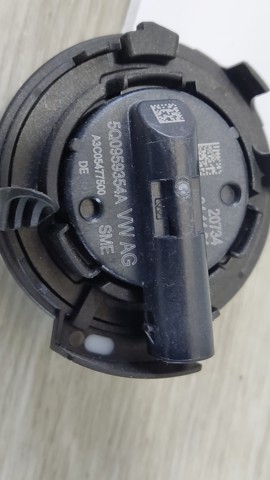 Датчик Эйрбэг передний 5Q0959354A VAG