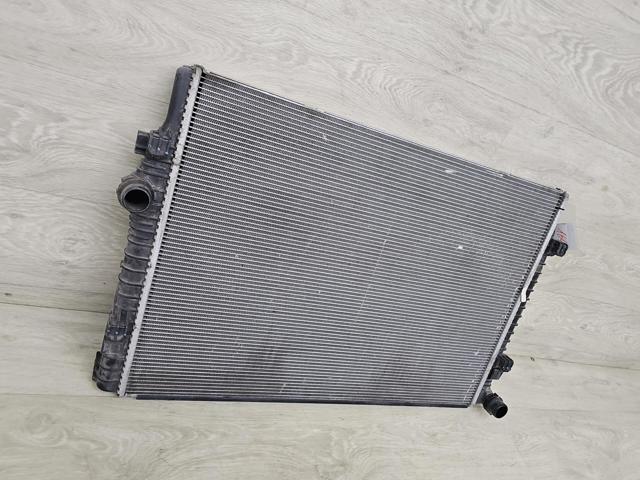VAG 5QM121251A Радиатор охлаждения двигателя в наличии Кривой Рог