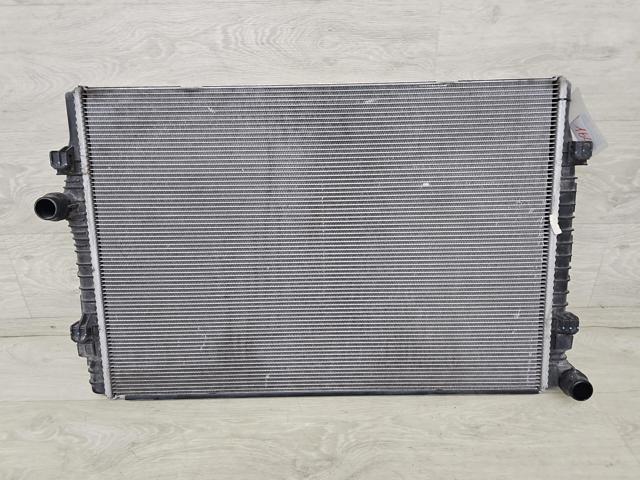 VAG 5QM121251A Радиатор охлаждения двигателя в наличии Хмельницкий