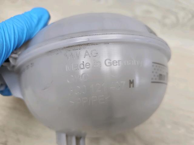 VAG 5QM121407C Бачок системы охлаждения в наличии Ирпень