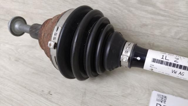 VAG 5QM407271L Полуось (привод) передняя левая в наличии Житомир
