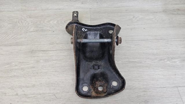 VAG 5QM501546 Кронштейн задней балки в наличии Одесса