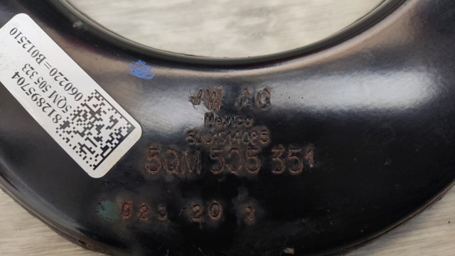 5QM505323 VAG Рычаг задней подвески верхний купить в Тернополь