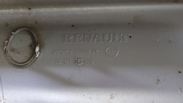 620729344R Накладка бампера переднего центральная купить Черновцы