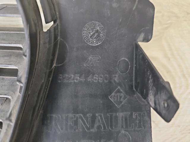 622544890R RENAULT Решетка бампера переднего центральная купить в Черкассы