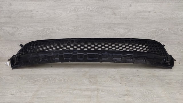 622544919R RENAULT Решетка бампера купить в Черкассы