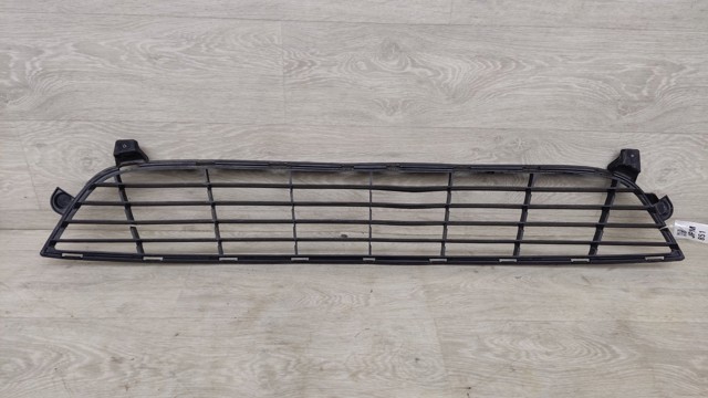 622547542R RENAULT Решетка бампера купить в Ирпень