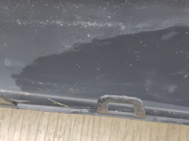 Молдинг решетки радиатора 623829911R RENAULT