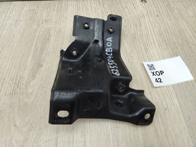 Кронштейн замка капота 625504CB0A NISSAN