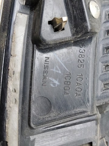 Накладка переднего левого крыла 638251CA0A NISSAN
