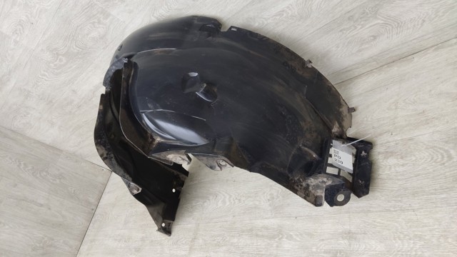 638412168R RENAULT Подкрылок передний левый купить в Полтава