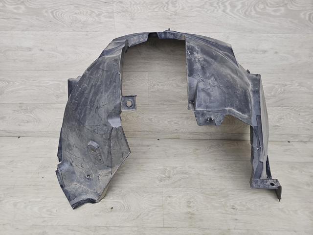 Подкрылок передний правый 638412328R RENAULT