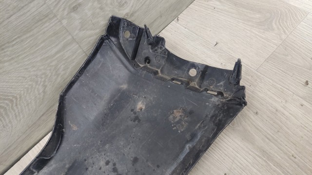 Накладка бампера переднего 6400G468 MITSUBISHI