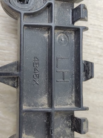 Крепление бамера левое 6410C153 MITSUBISHI