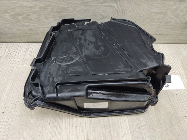 Коробка фильтра 64119216222 BMW