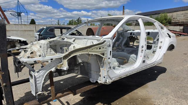 Четверть передняя левая 64601L0000 HYUNDAI