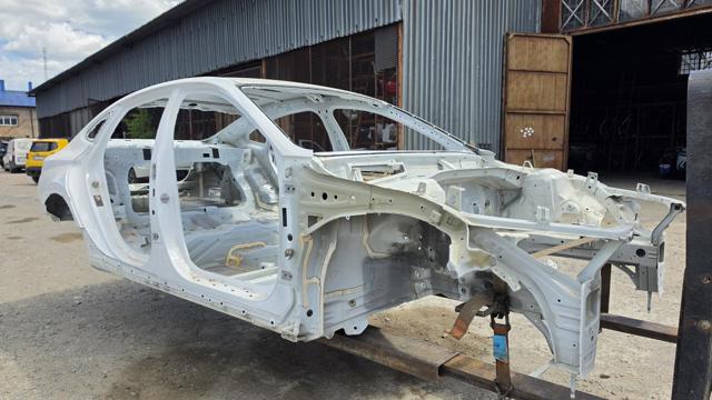HYUNDAI 64601L0000 Лонжерон рамы передний левый в наличии Сумы