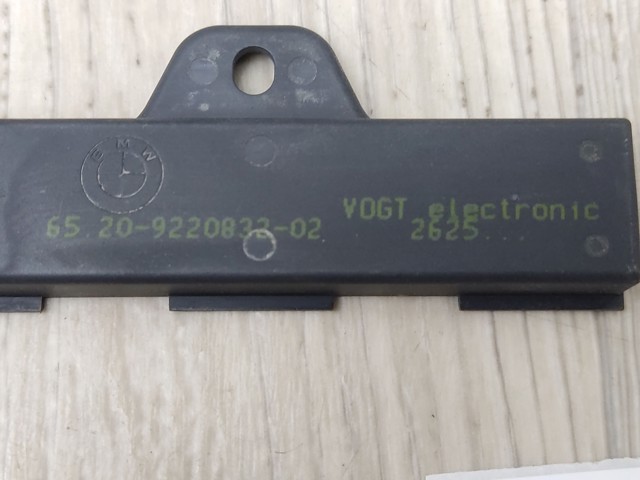 Антенна автомобильная 65209220832 BMW