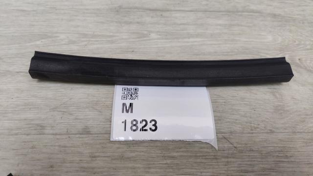 NISSAN 658104BA1C в наличии Украина