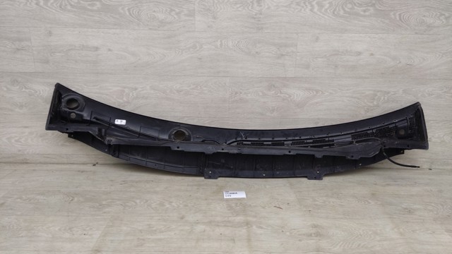 668626RR0B NISSAN Водосток лобового стекла, жабо купить в Киев