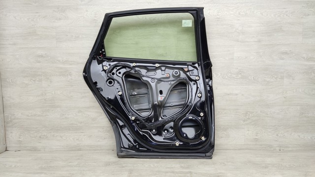 Задняя левая дверь 67550TRTA91ZZ HONDA