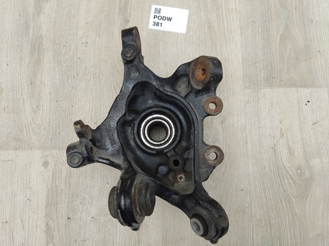 6792529 BMW Цапфа задняя левая купить в Украина