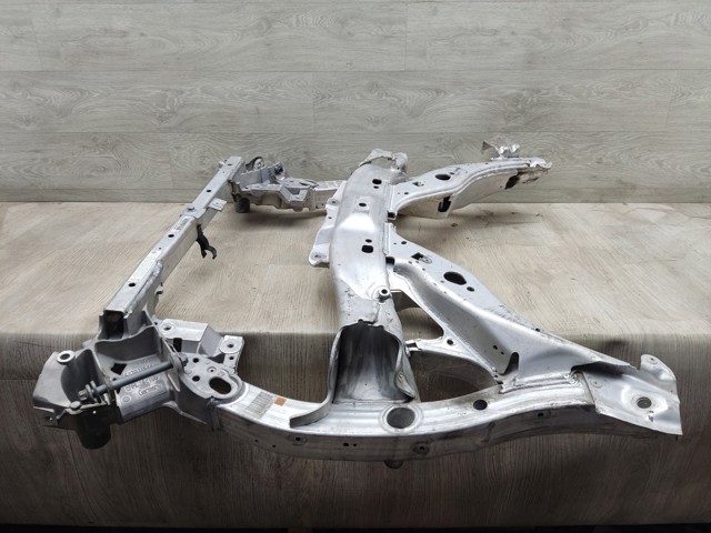 6797644 BMW купить в Каменское