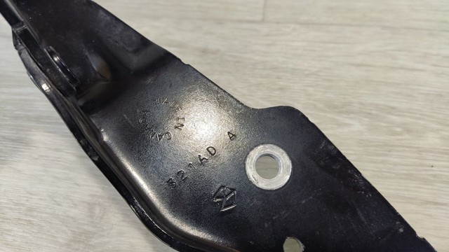 CHRYSLER 68086321AA Петля капота левая в наличии Житомир