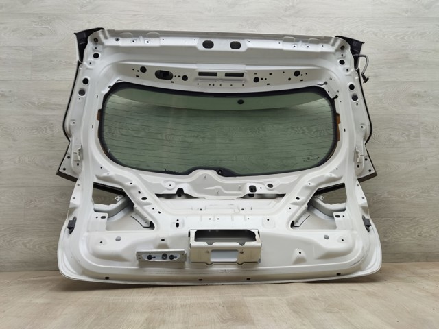 Задняя дверь 68242348AA CHRYSLER