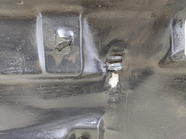 Защита днища, правая 68264961AA CHRYSLER