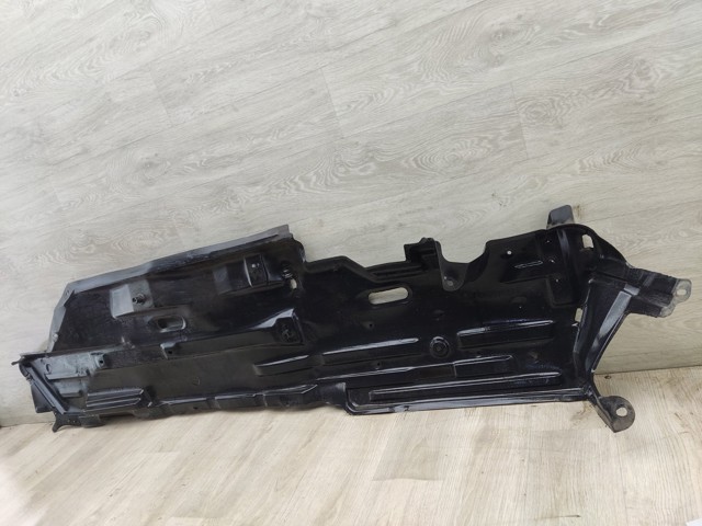 CHRYSLER 68264961AA Защита днища правая в наличии Винница