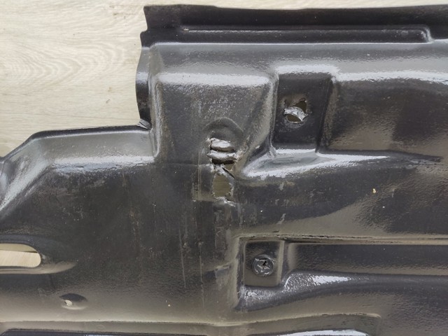 68264961AA CHRYSLER Защита днища правая купить в Кривой Рог