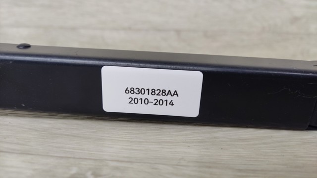 Поводок дворника 68301828AA CHRYSLER