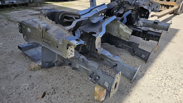 68330479AE Лонжерон рамы передний левый купить Полтава