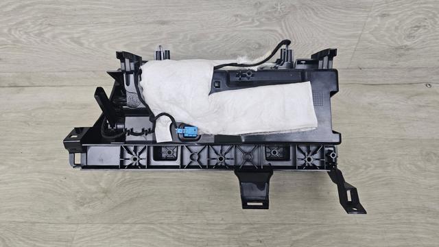 NISSAN 685005DC0A Ящик перчаточный (бардачок) в наличии Днепр