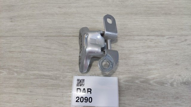 TOYOTA 6878052031 Петля двери задней левой в наличии Одесса