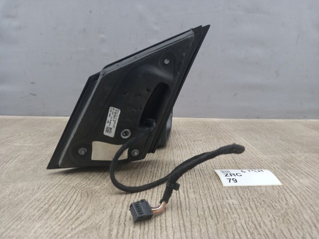 Правое боковое зеркало 6C1857502C VAG
