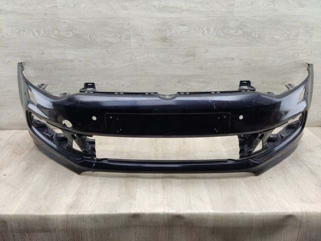 Передний бампер Фольксваген Поло V