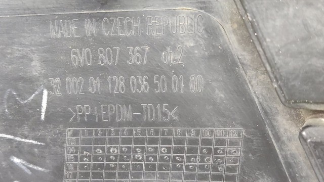 VAG 6V0807367 Решетка бампера переднего левая в наличии Винница